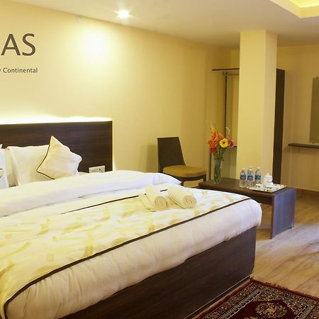 Hotel Chas Narayani Continental Gangtok Zewnętrze zdjęcie